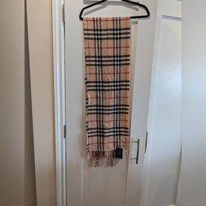 NWT Foxford  100% Wool Scarf